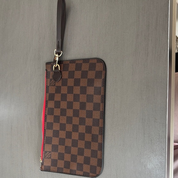 Louis Vuitton Brown Checkered Wristlet with Red Accent - Picture 1 of 2